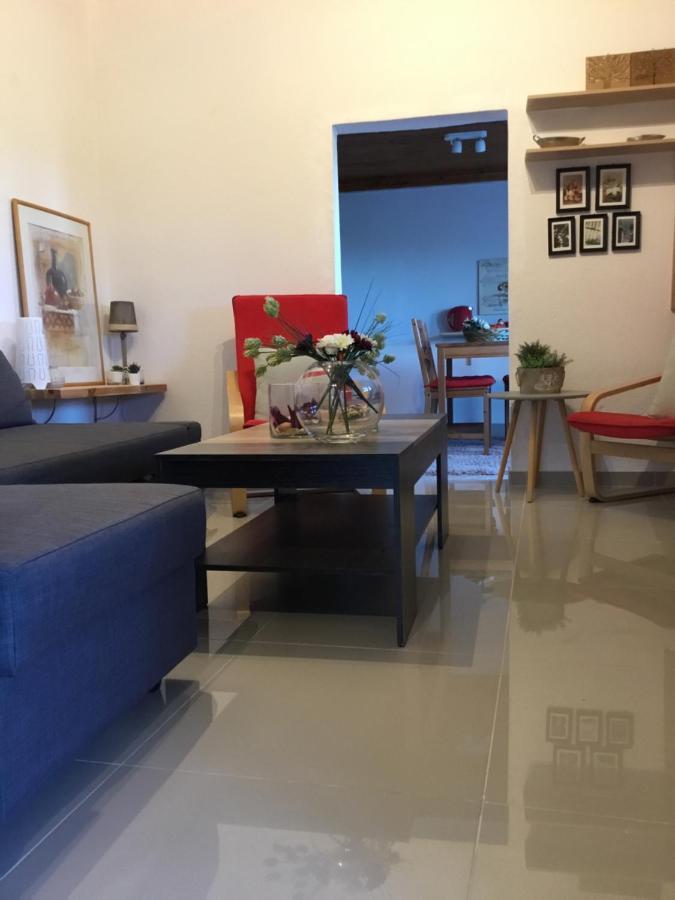艾斯普罗瓦塔Casa Dei Fiori别墅 外观 照片