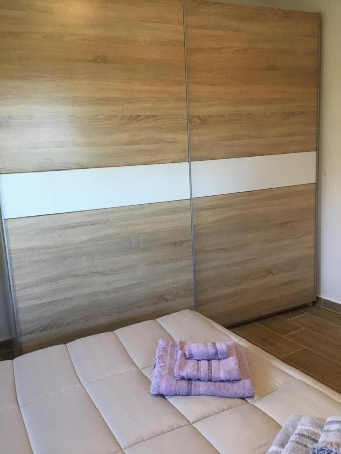 艾斯普罗瓦塔Casa Dei Fiori别墅 外观 照片